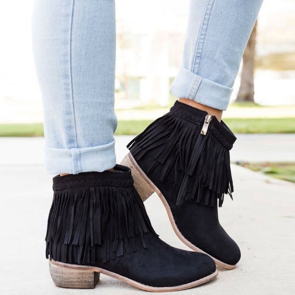 Bella Marie Shoes - Med Low Heel Fringe Ankle Booties Boots